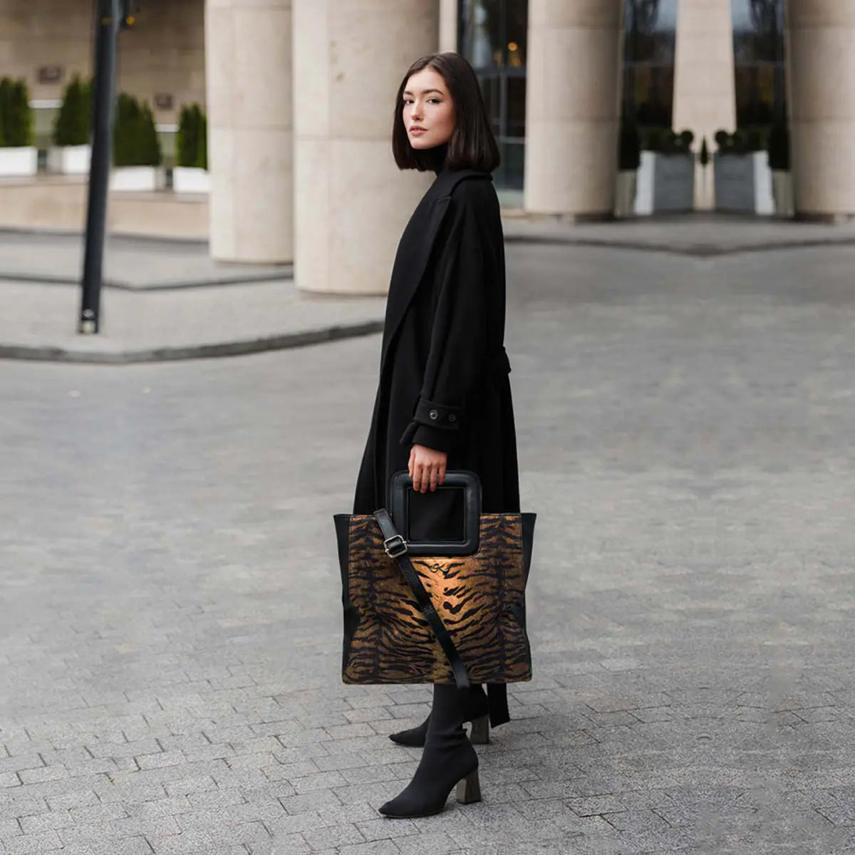 Large Leather Print Handbag With A Square Handle